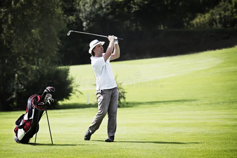 pitchen golf